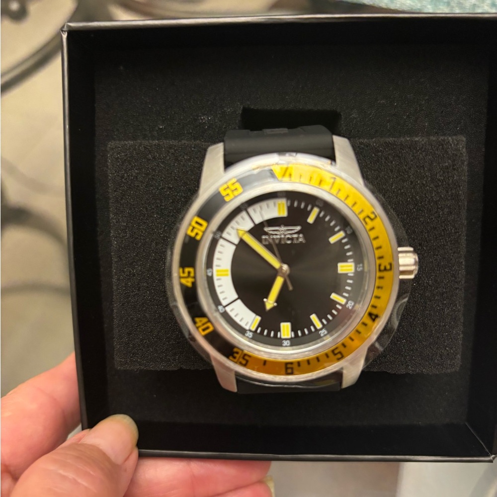 Invicta Men’s New in box watch